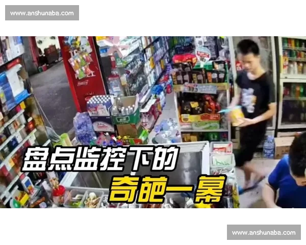 总决赛现奇葩一幕:名嘴斯蒂芬・A・史密斯沉迷纸牌游戏