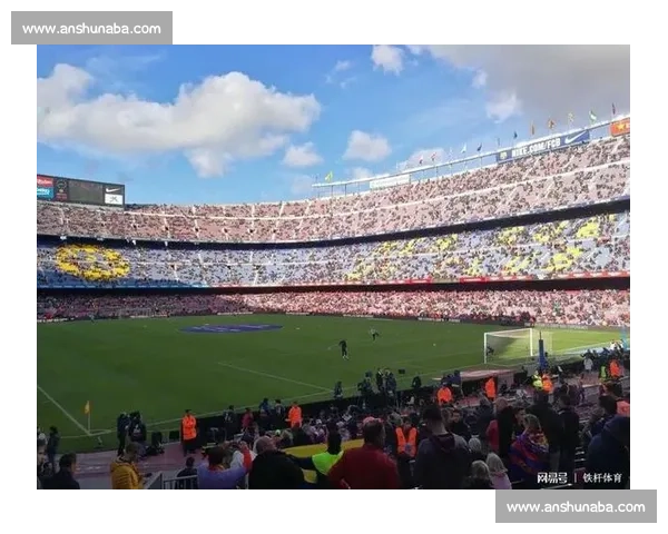 诺坎普添自动扶梯：球迷观赛无需再爬长梯